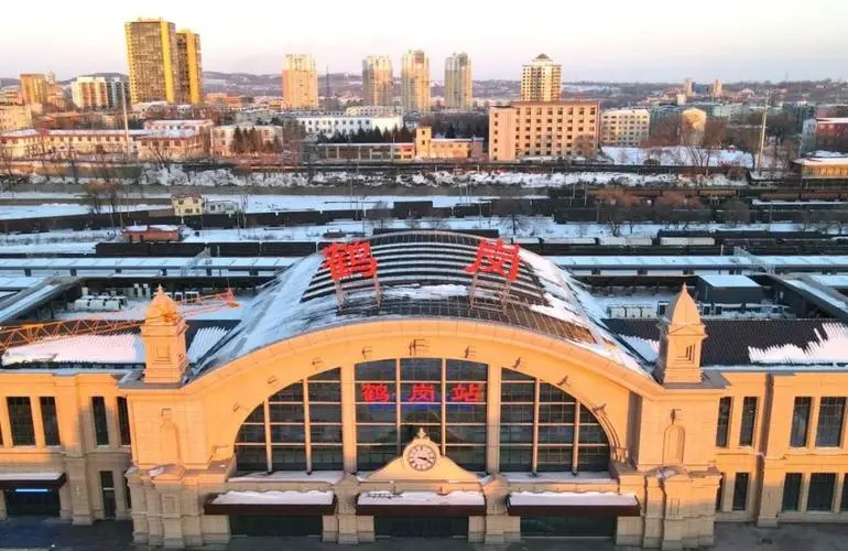 廊坊到鹤岗物流专线-廊坊至鹤岗货运公司【装修材料运输专线】